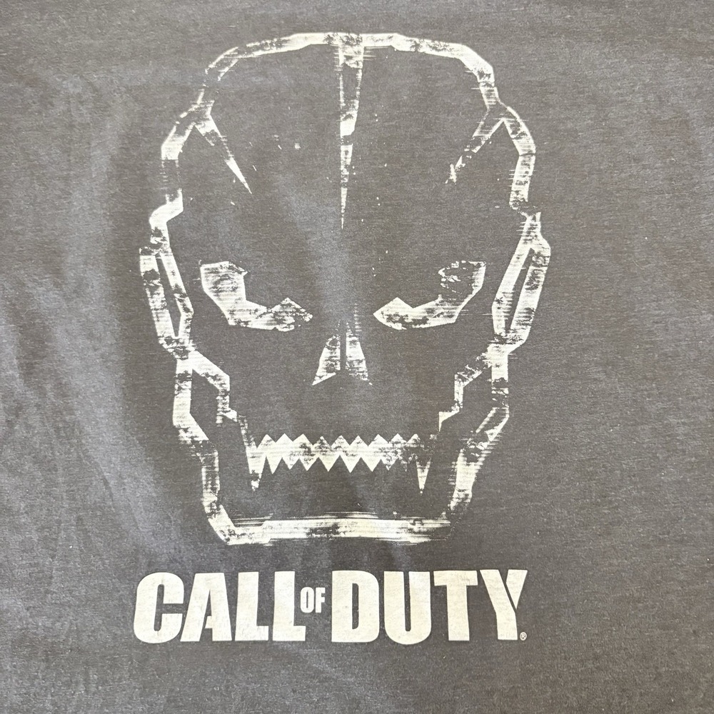 Call of Duty Black Ops Men's Large Long Sleeve Black Graphic Logo Gamer T-Shirt
